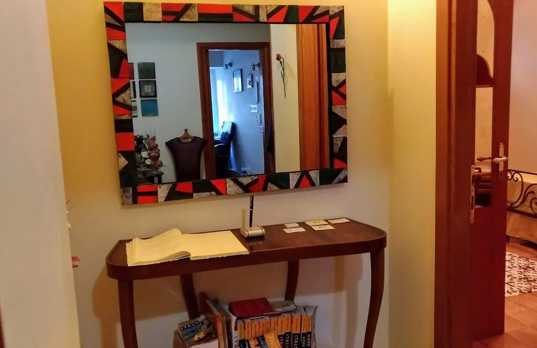 Nicolas Inn-1